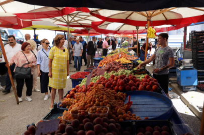 Başkan Ünlüce: ''Zor Günleri Birlikte Aşacağız''