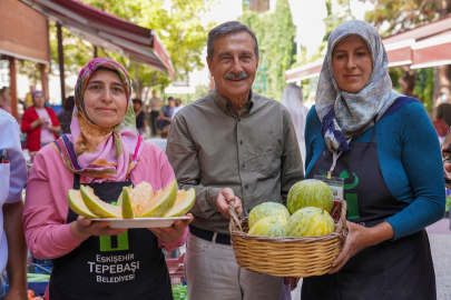 Bağrıbütün Kavunu Eskişehirlilerin Beğenisine Sunuluyor