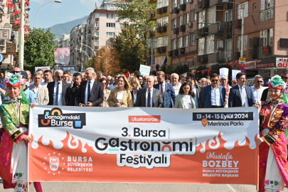 Bursa Gastronomi Festivali Kortej Yürüyüşüyle Başladı