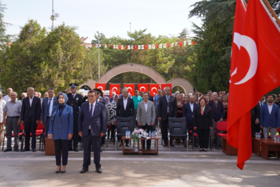 Başkan Ataç Mahmudiye'nin Kurtuluş Günü Programına Katıldı