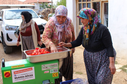 Antalya Büyükşehir'den Salça Makinesi Desteği