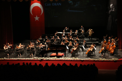 Senfoni Orkestrasından Etkileyici Konser