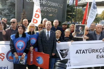 Eskişehir'de Atatürk'e ve Cumhuriyet'e Saldıramazsınız, Karalayamazsınız