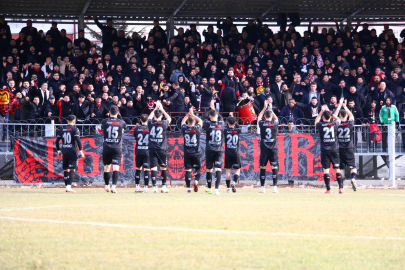 Eskişehirspor Liderliği Akşehir'de Bıraktı